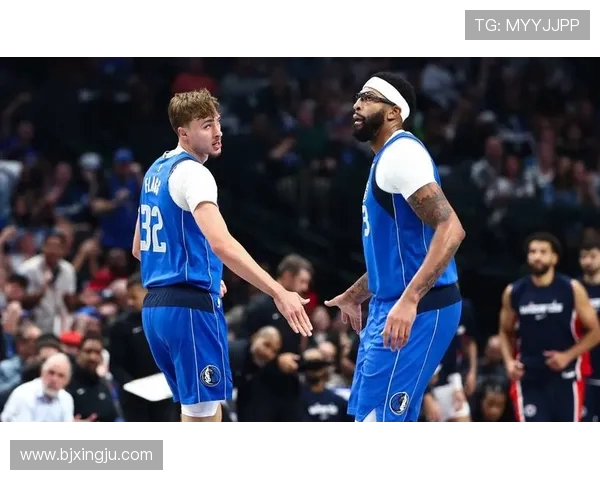 探索NBA新赛季的热门球员与球队动向,谁将成为冠军的有力争夺者