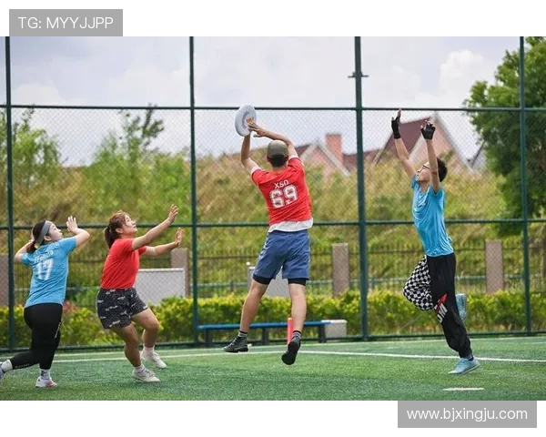 上海飞盘队在极限运动会中的精彩表现与状态分析