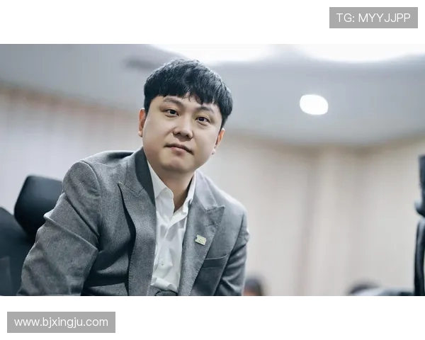 TES与RNG激战再起 谁能在LPL春季赛中占据更高峰