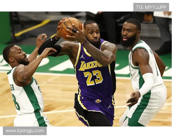 湖人凯尔特人巅峰再战紫金绿衫荣耀对决点燃新赛季激情