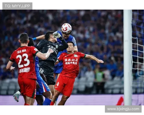 中超精彩对决深圳队迎战河北队期待一场激烈的足球盛宴